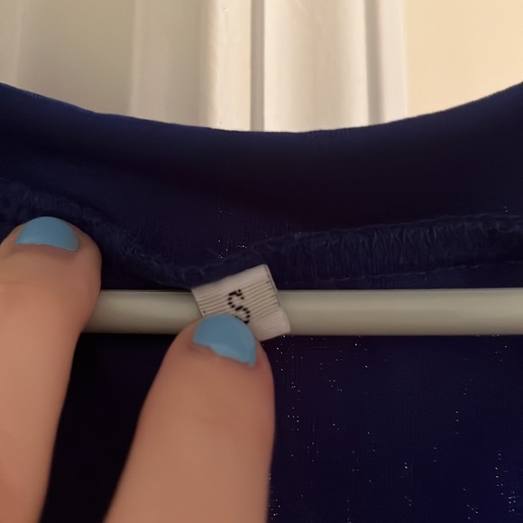 MATERNITY Gown with Bishop Sleeves - Picture 8 of 9